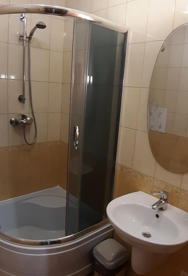Ідилія Lviv Kültér fotó